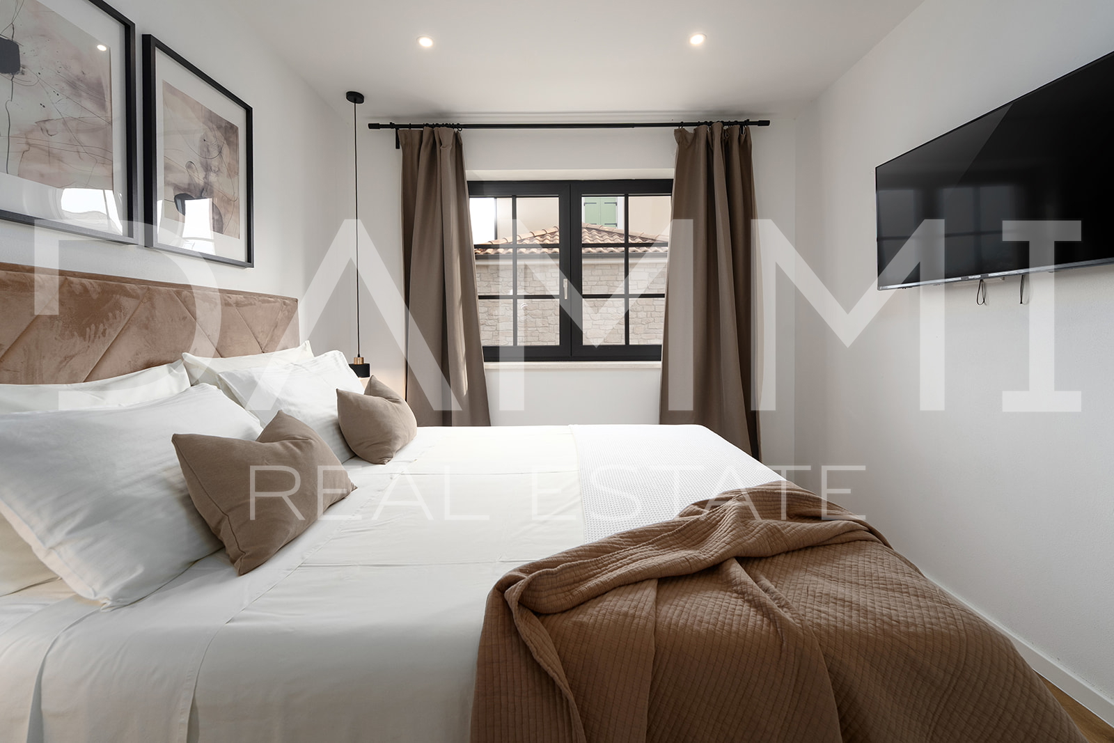 ISTRIA, ŽMINJ - Charming single-storey house with swimming pool