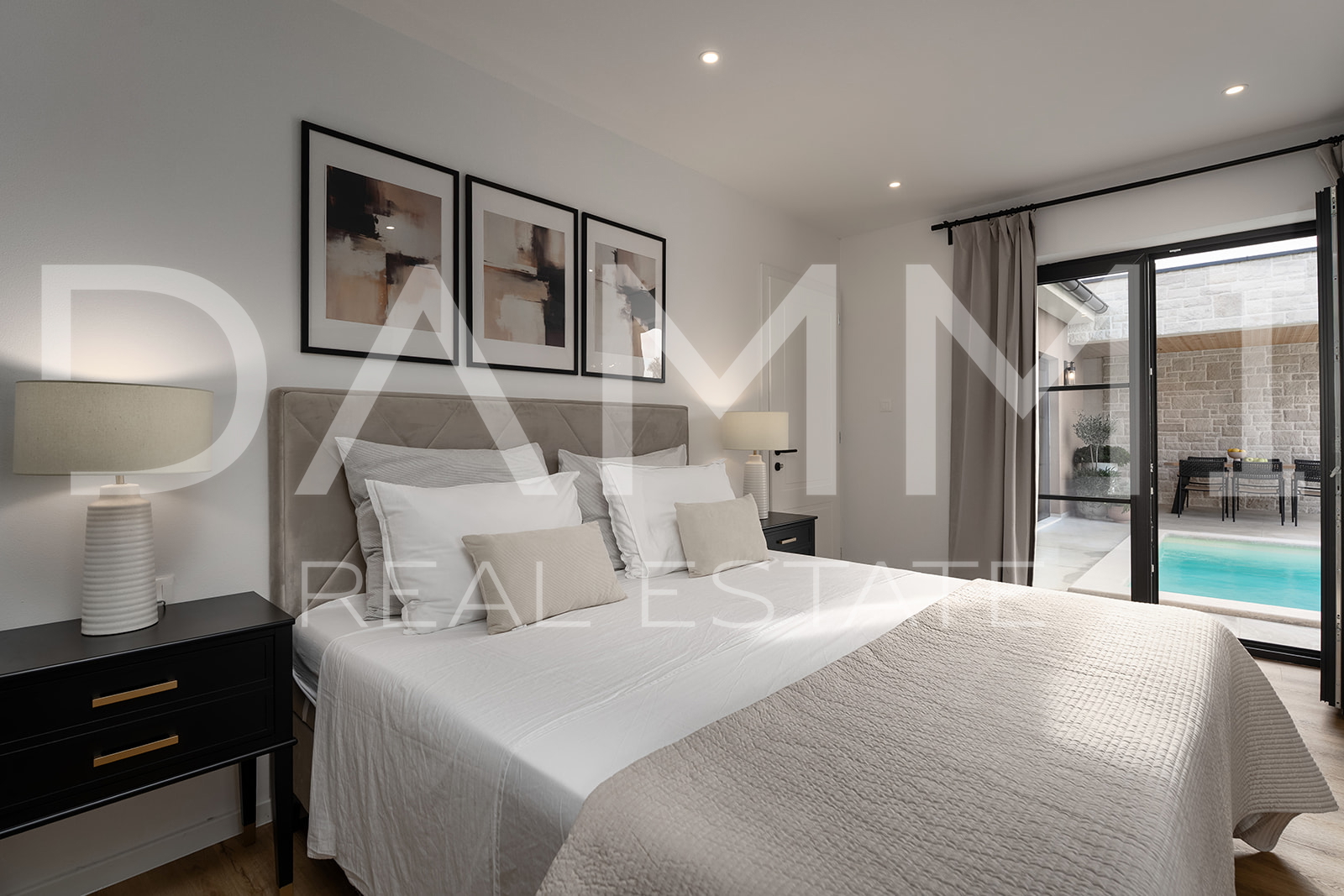 ISTRIA, ŽMINJ - Charming single-storey house with swimming pool