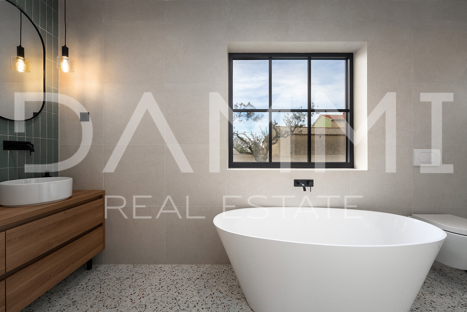 ISTRIA, ŽMINJ - Charming single-storey house with swimming pool