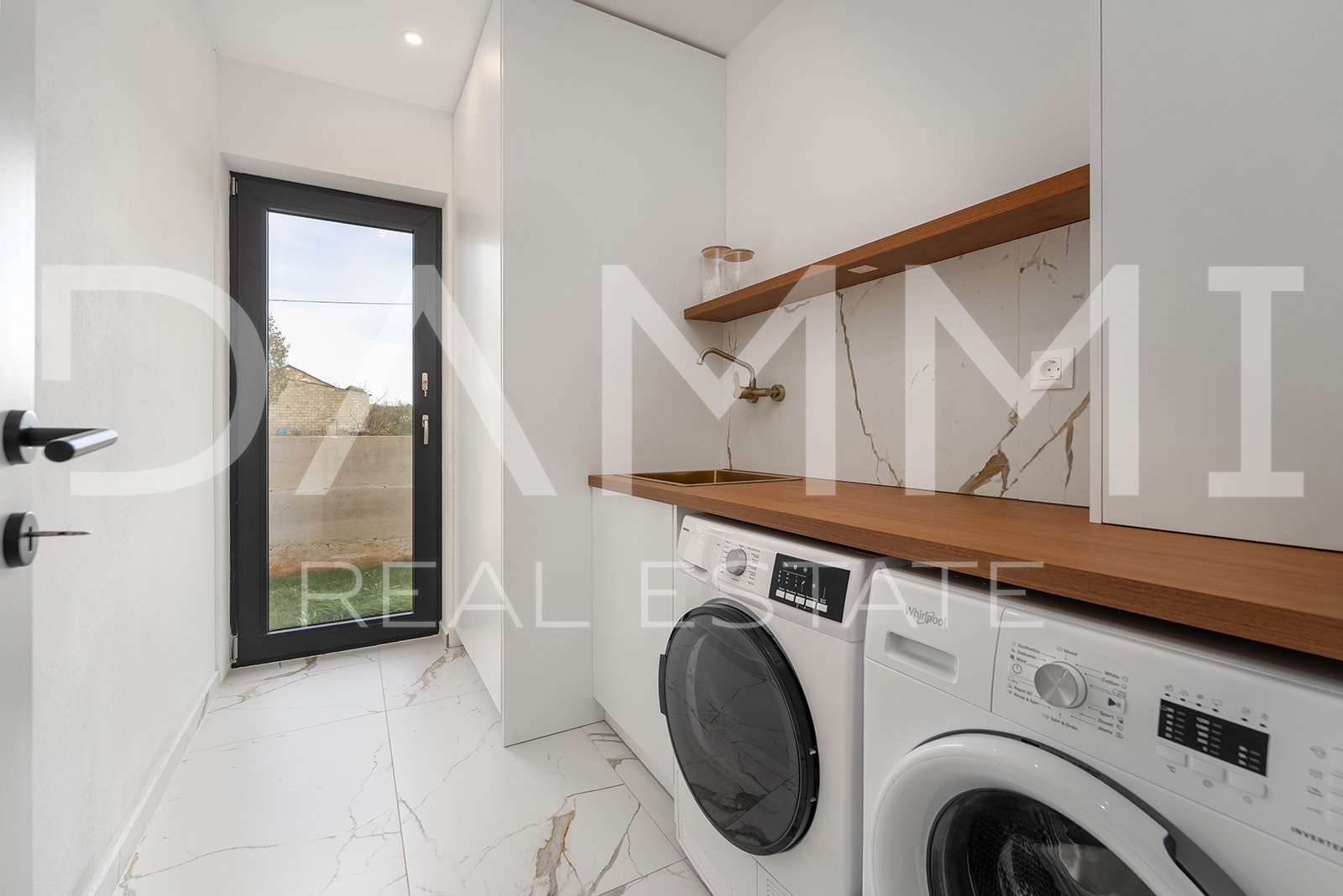 ISTRIA, ŽMINJ - Charming single-storey house with swimming pool