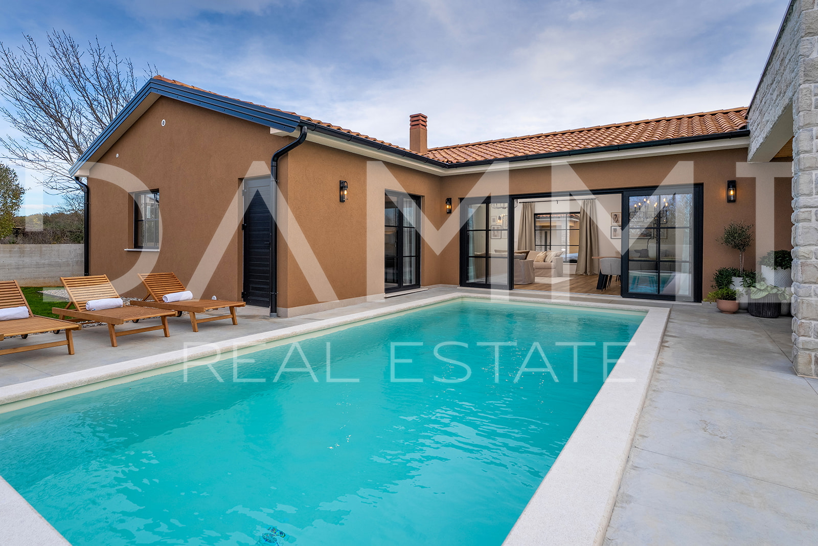 ISTRIA, ŽMINJ - Charming single-storey house with swimming pool