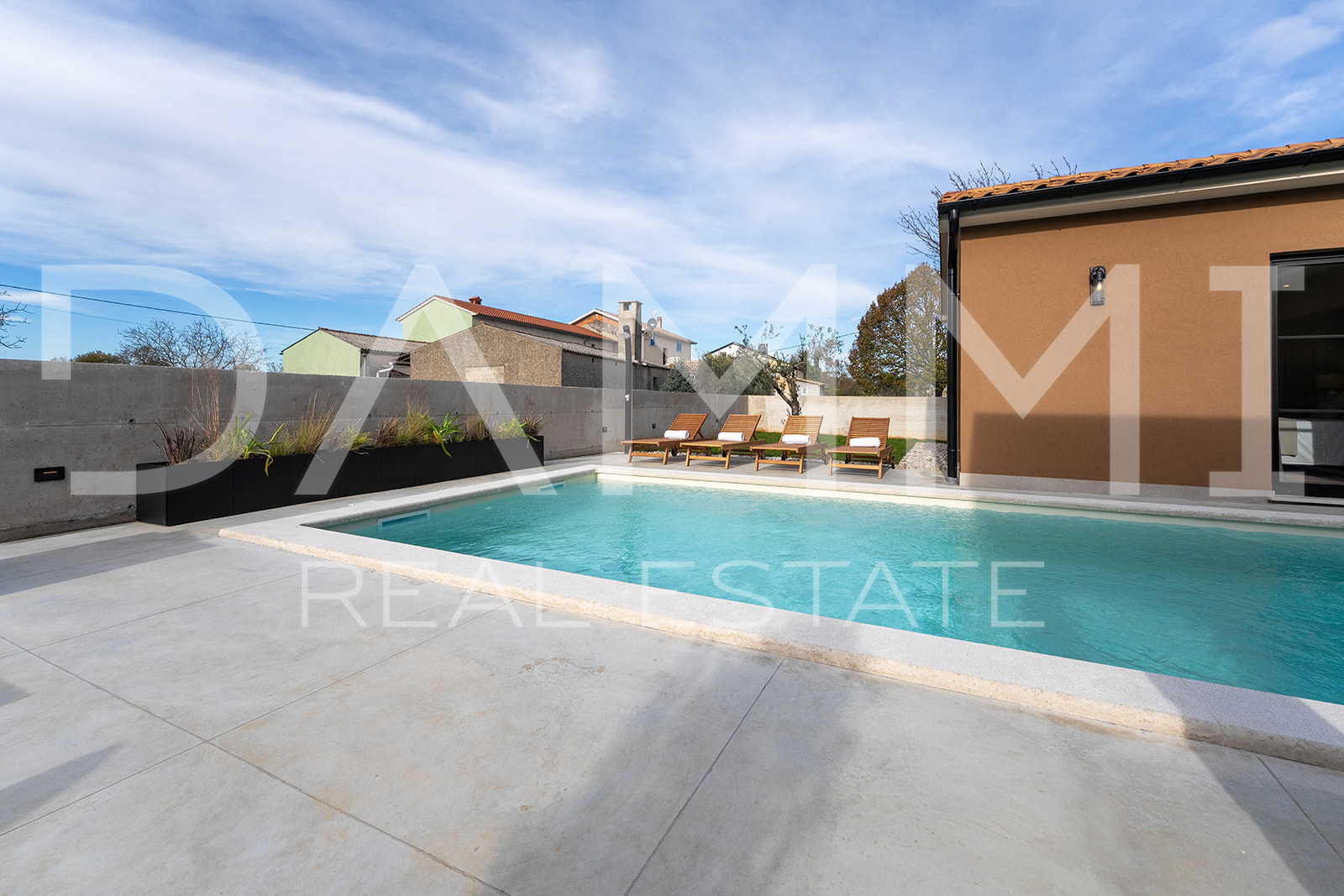 ISTRIA, ŽMINJ - Charming single-storey house with swimming pool