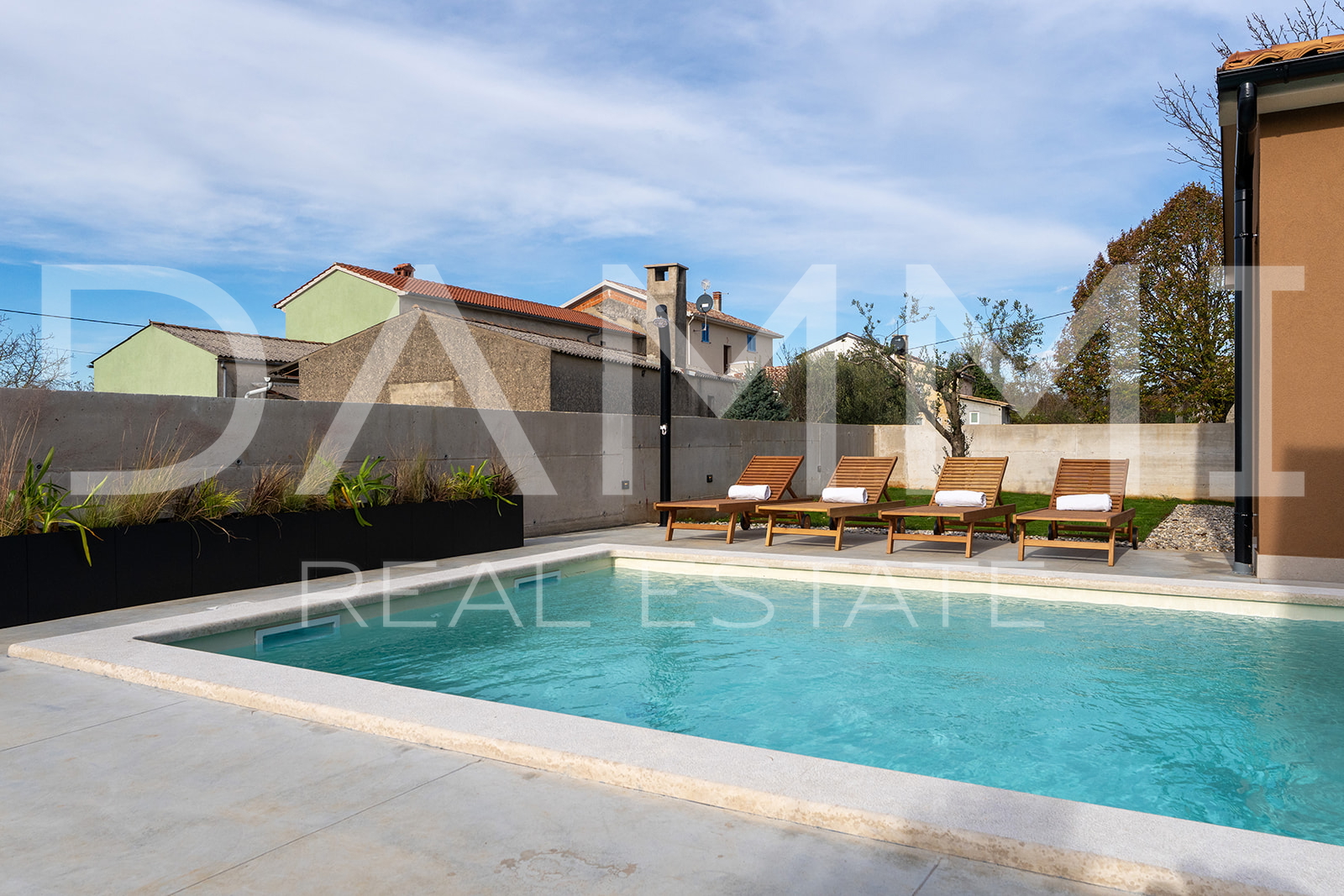 ISTRIA, ŽMINJ - Charming single-storey house with swimming pool