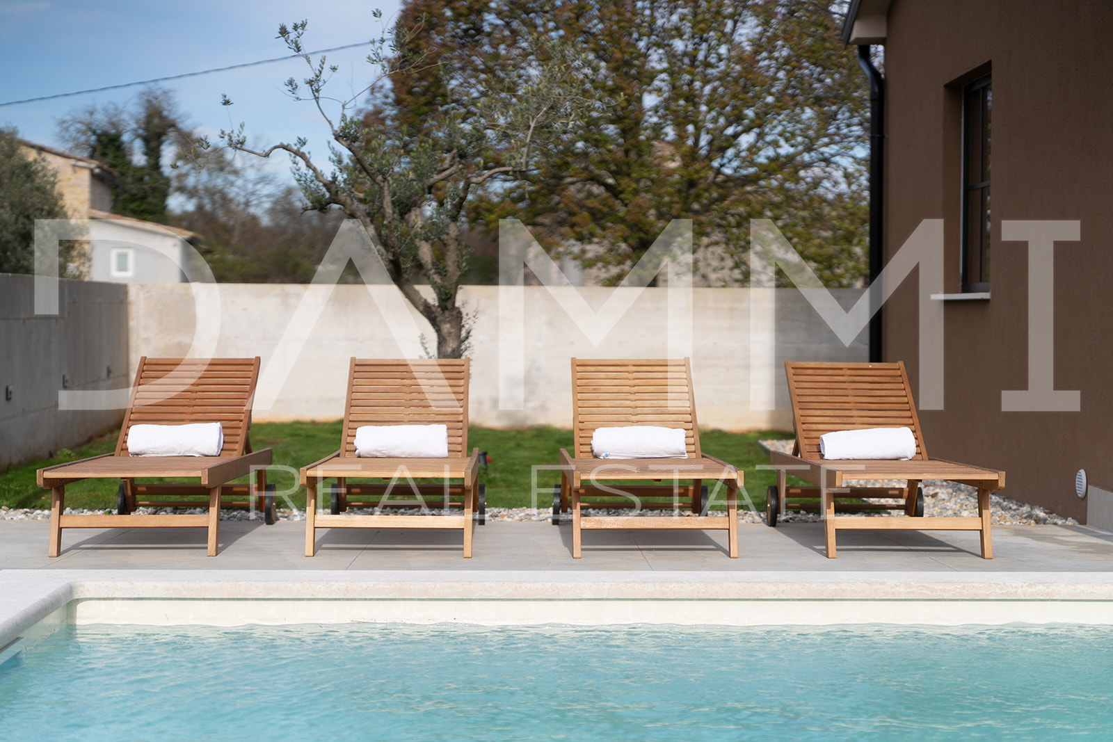 ISTRIA, ŽMINJ - Charming single-storey house with swimming pool