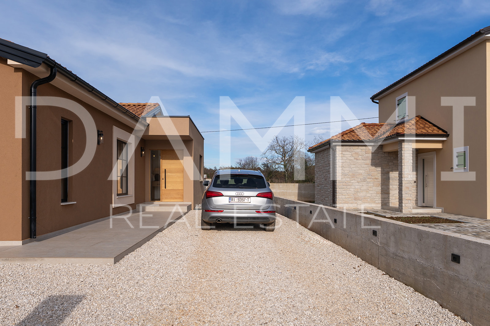 ISTRIA, ŽMINJ - Charming single-storey house with swimming pool