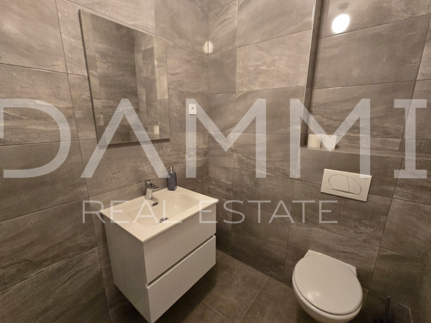 Wohnung&comma; 45 m2&comma; Vermietung&comma; Pula - Monvidal