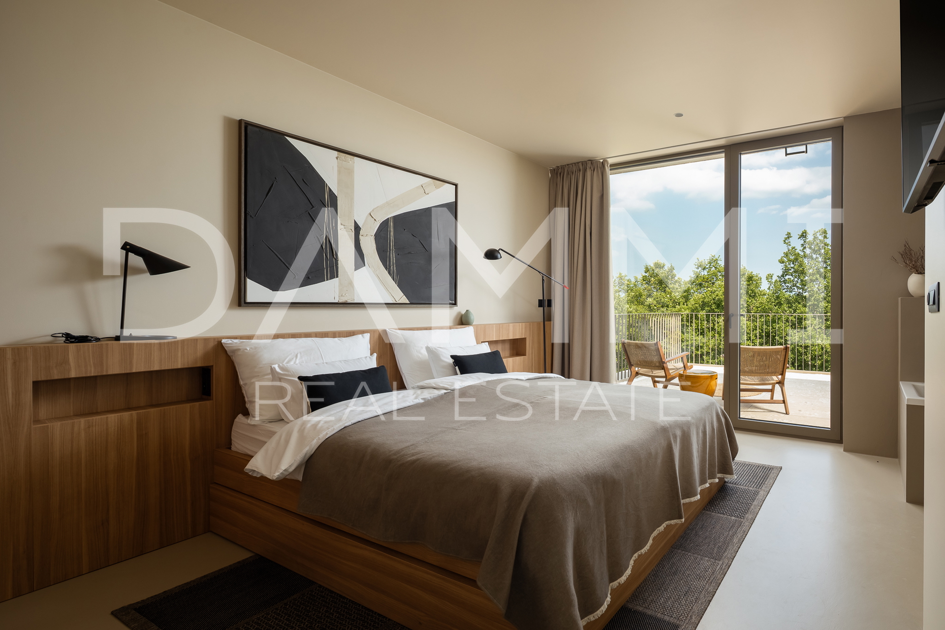 MOTOVUN&comma; OKOLICA - Moderna vila s bazenom i wellnessom