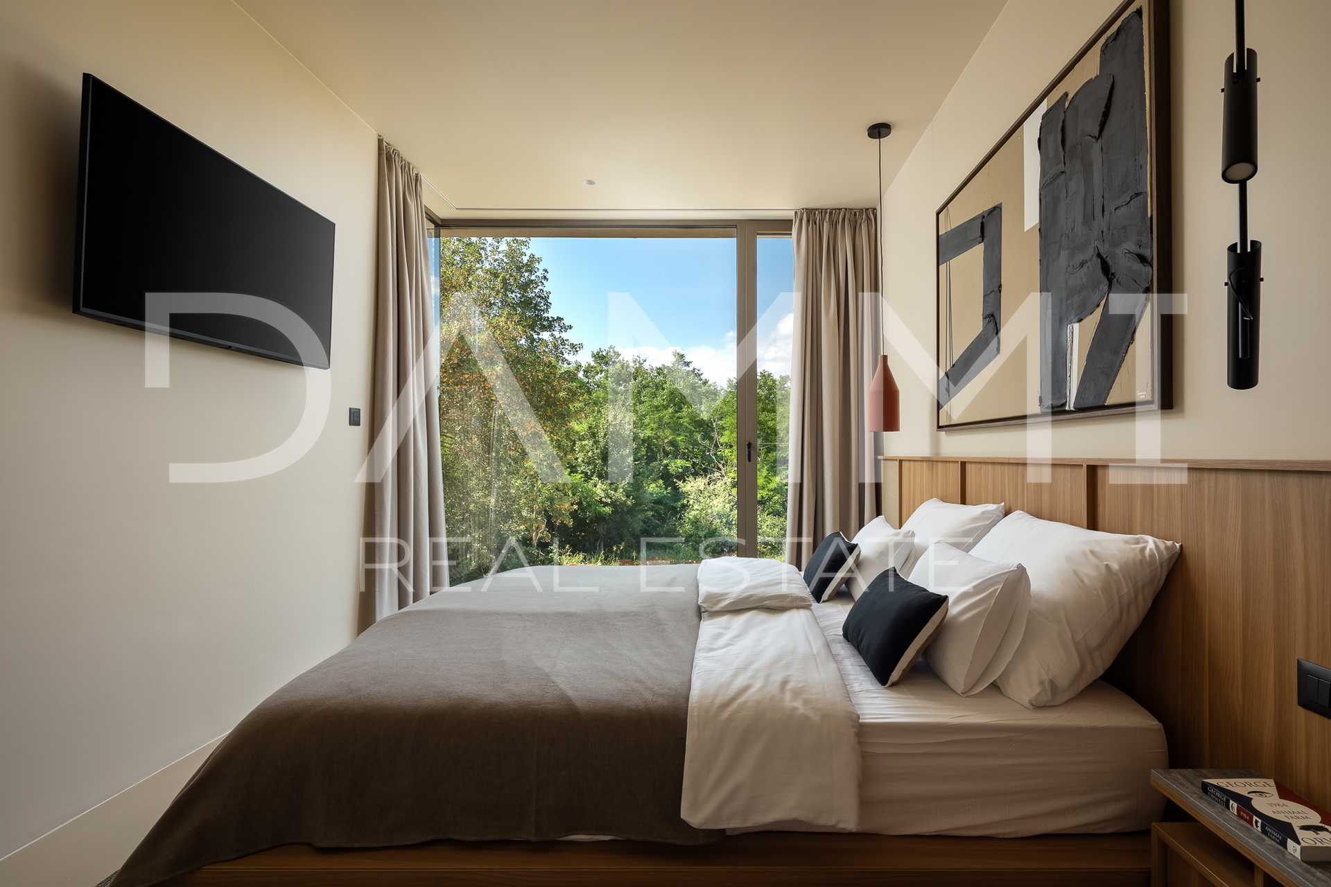 MOTOVUN&comma; OKOLICA - Moderna vila s bazenom i wellnessom