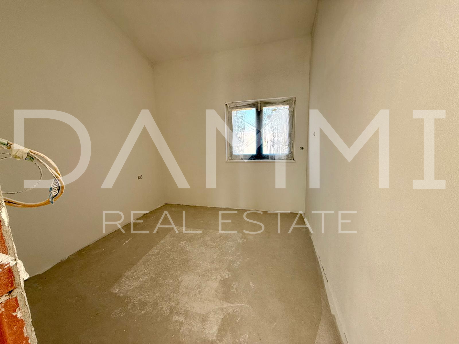 ISTRA&comma; PORE&Ccaron; - DVOJNA PRIZEMNICA S BAZENOM