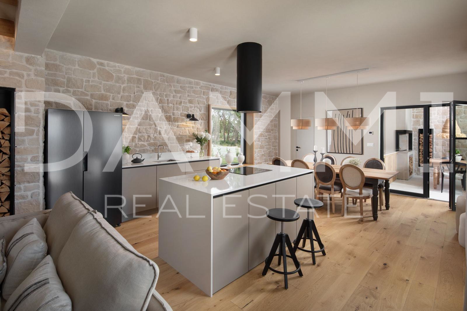 ISTRA&comma; TINJAN - Designer villa with pool and wellness center