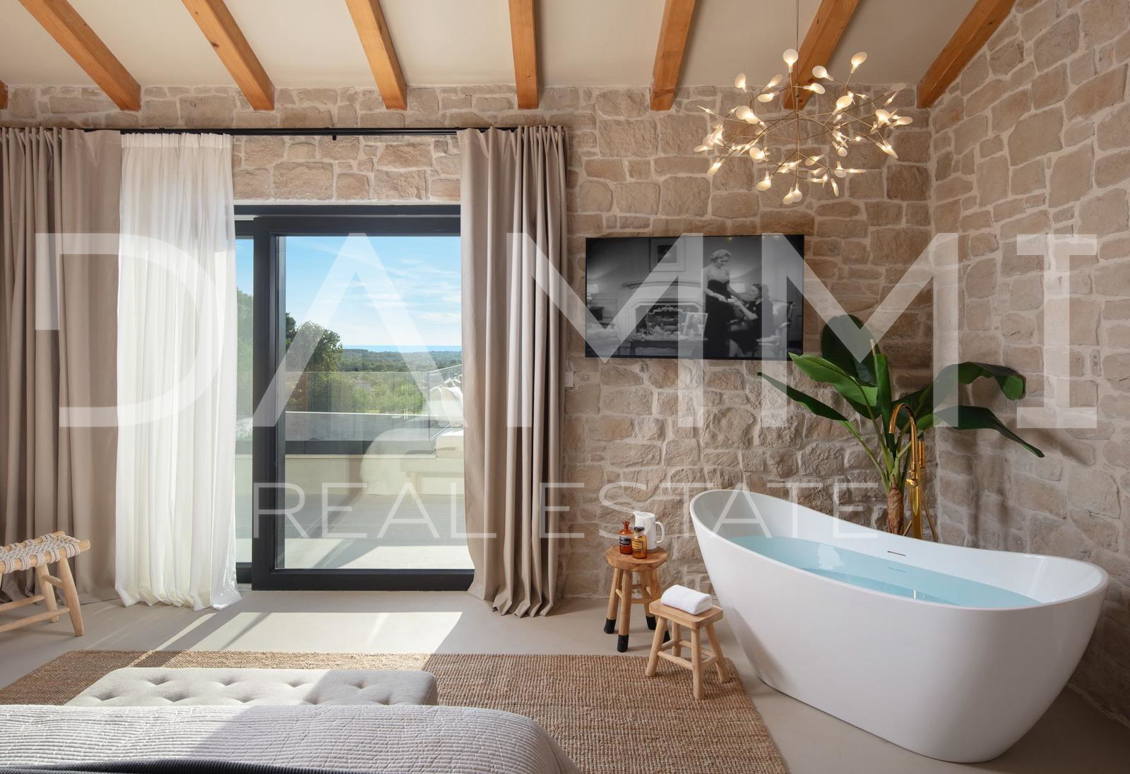 ISTRA&comma; TINJAN - Designer villa with pool and wellness center