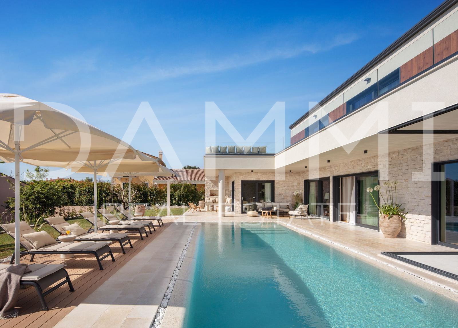 ISTRA&comma; TINJAN - Designer villa with pool and wellness center