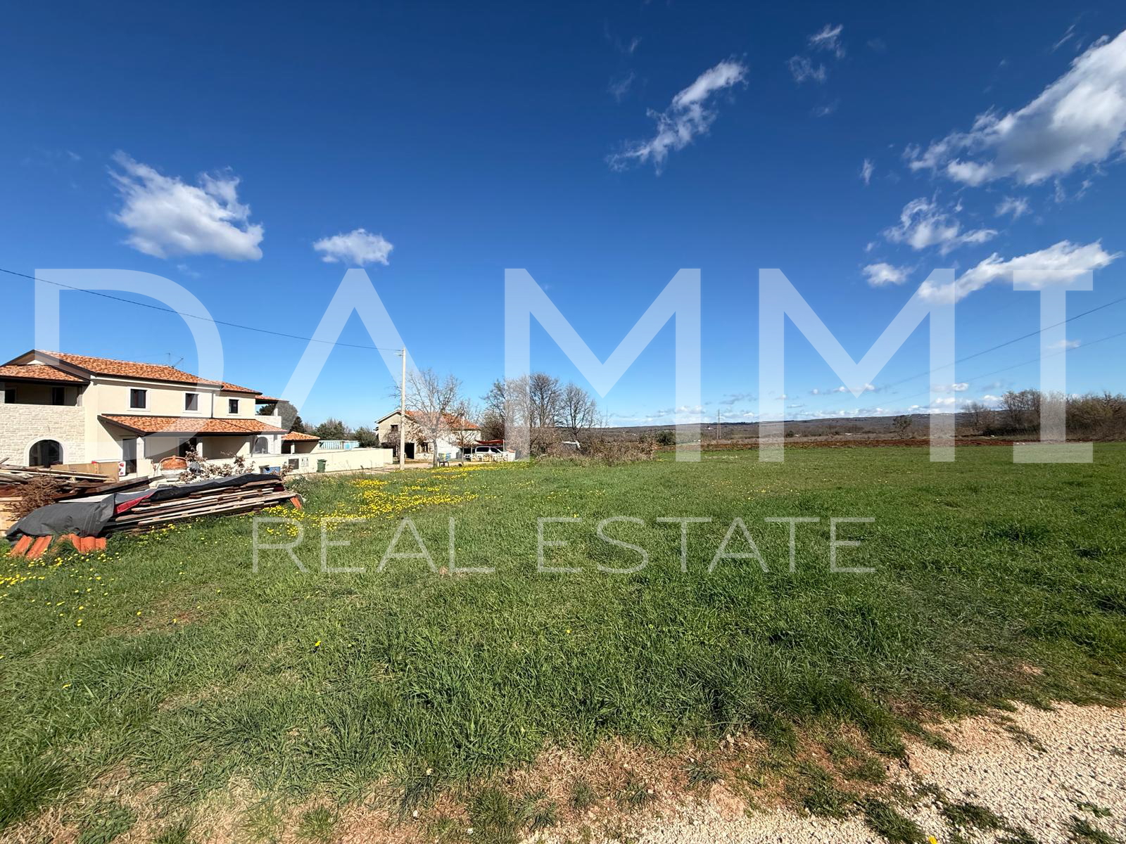 ISTRA&comma; PORE&Ccaron; - Gra&dstrok;evinsko zemlji&scaron;te u blizini mora