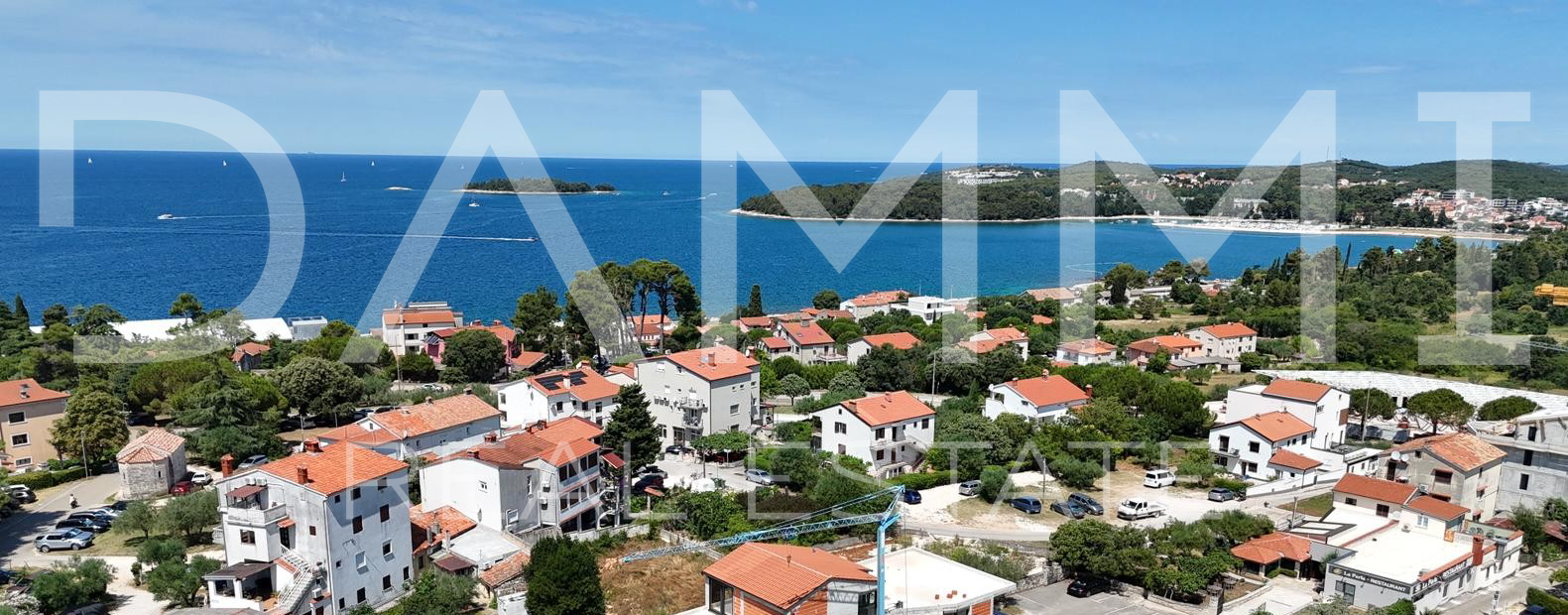 Istra&comma; Rovinj&comma; stan u novogradnji blizu centra i pla&zcaron;e