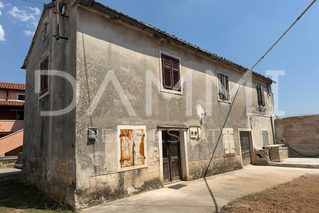 ISTRA, ŽMINJ - Tradicionalna Istarska starina 2 kuće