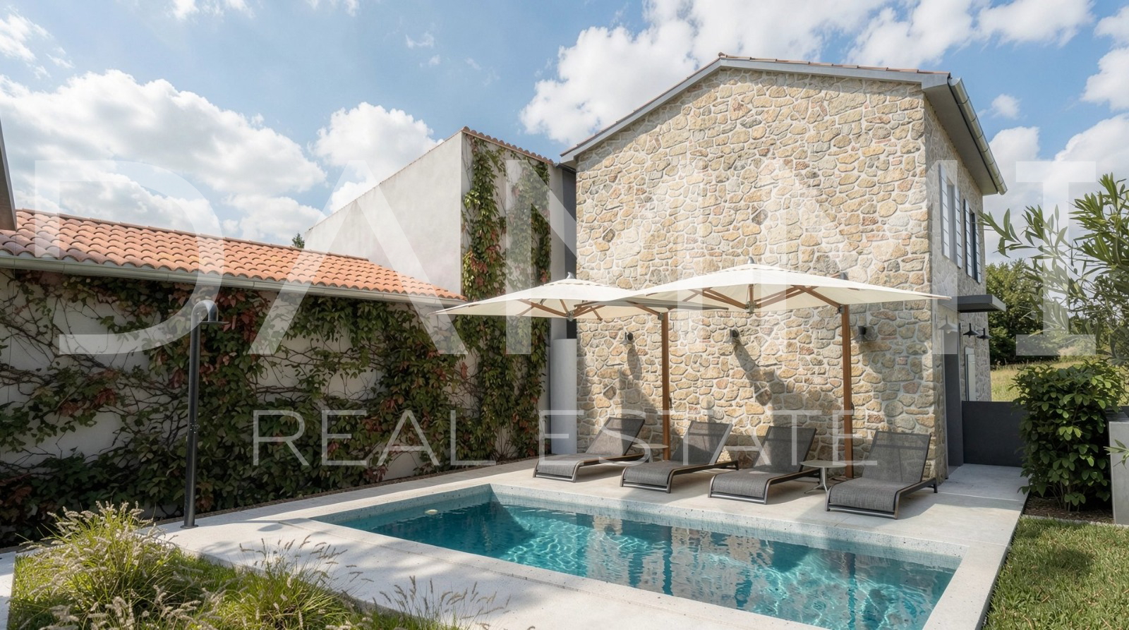 Central Istria &ndash; Two Legal Stone Houses with Renovation Project