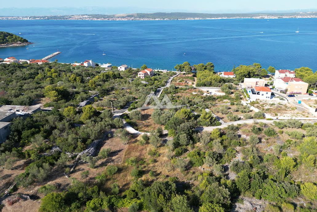 HITNO - HITNO - SNIŽENA CIJENA - KUKLJICA - 899 M2 - 135.000 €