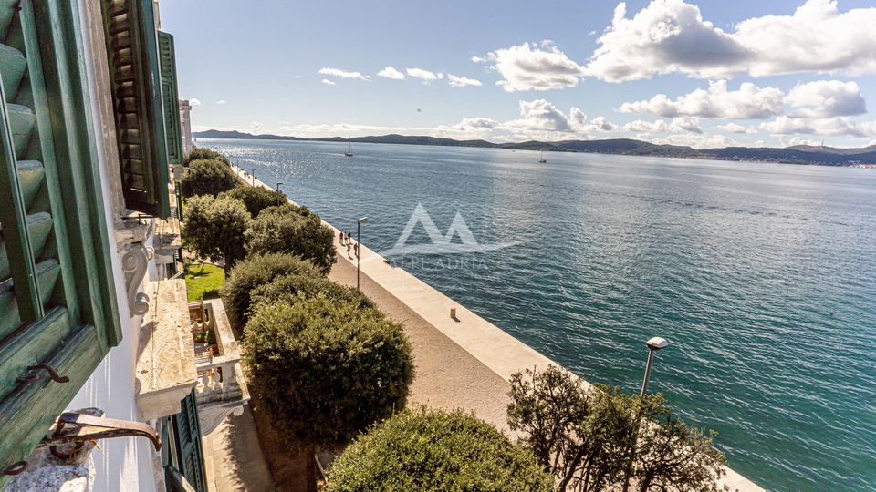 VENDITA ESCLUSIVA - GRAZIOSO APPARTAMENTO SULLA RIVA DI ZADAR - € 694.000