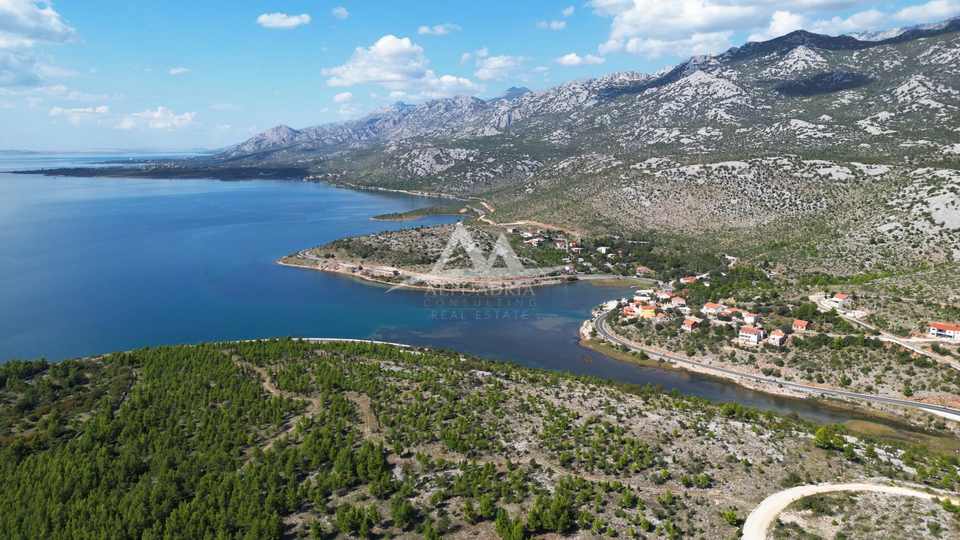 100 €/M2 - PREZZO AFFARE - TERRENO EDIFICABILE - CON VISTA SUL MARE E VELEBIT - 670 M2 - 67.000 €