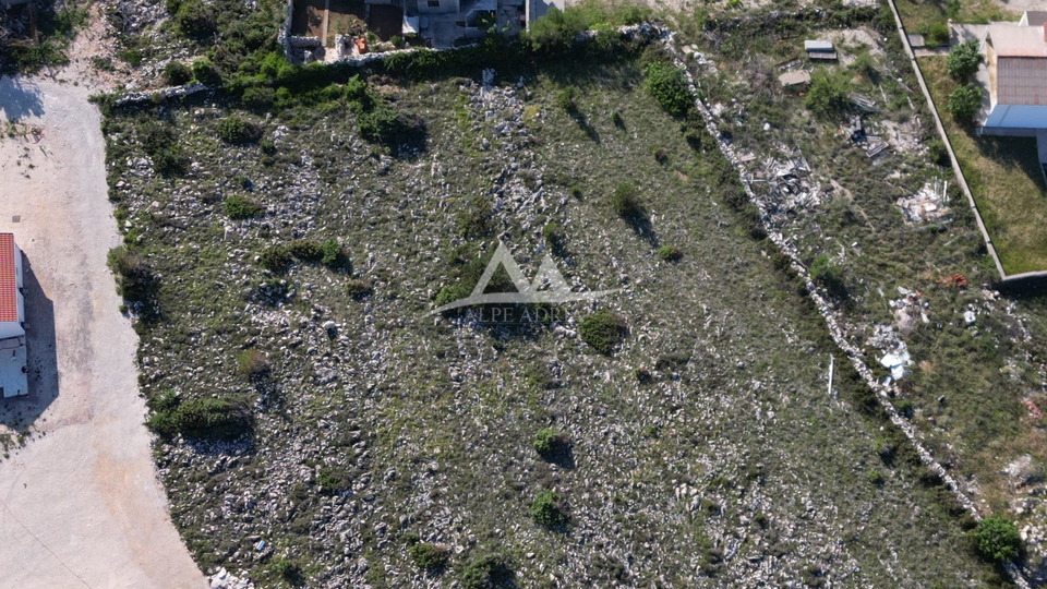 RA&Zcaron;ANAC - GRA&Dstrok;EVINSKO ZMLJI&Scaron;TE 434 M2 - 85&period;000 &euro;&euro;