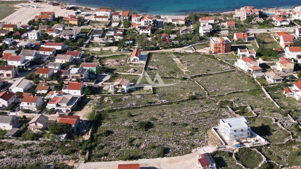 RA&Zcaron;ANAC - GRA&Dstrok;EVINSKO ZMLJI&Scaron;TE 434 M2 - 85&period;000 &euro;&euro;