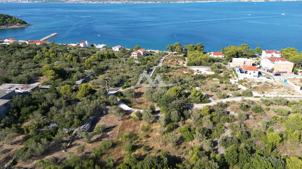 HITNO - HITNO - ATRAKTIVNA LOKACIJA - GRAĐEVINSKA PARCELA 899 M2 - 155.000 €