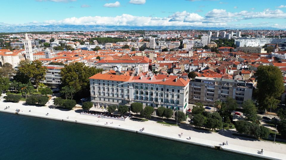 EXKLUZIVNÍ PRODEJ - ATRAKTIVNÍ BYT NA ZADAR RIVA - 694 000 €