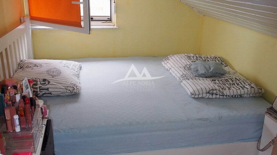 EKSKLUZIVNO PRAVO POSREDOVANJA - KUĆA IDEALNA ZA ŽIVOT I ODMOR -  363.125 €