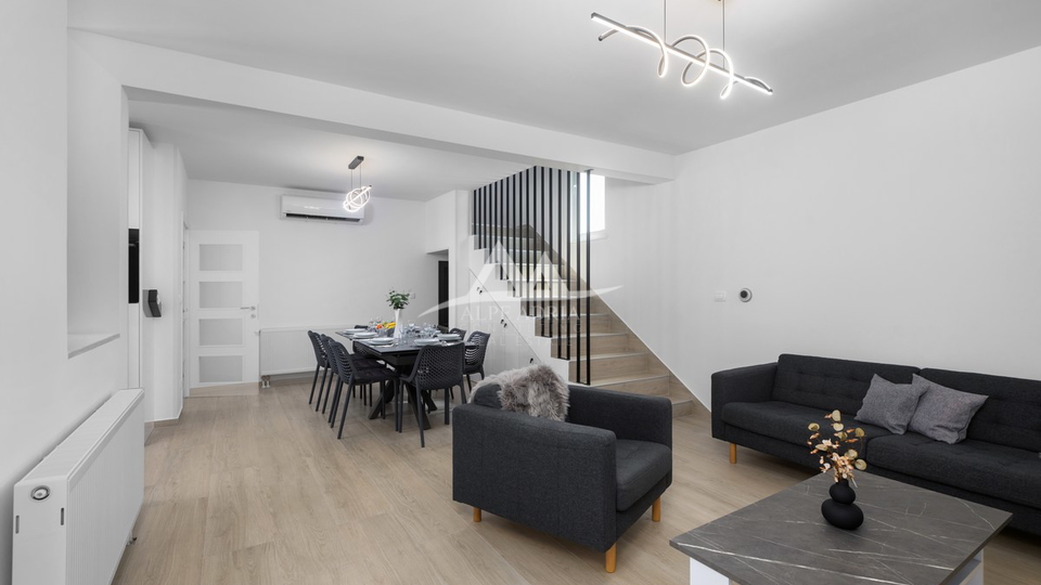 Haus, 220 m2, Verkauf, Suhovare