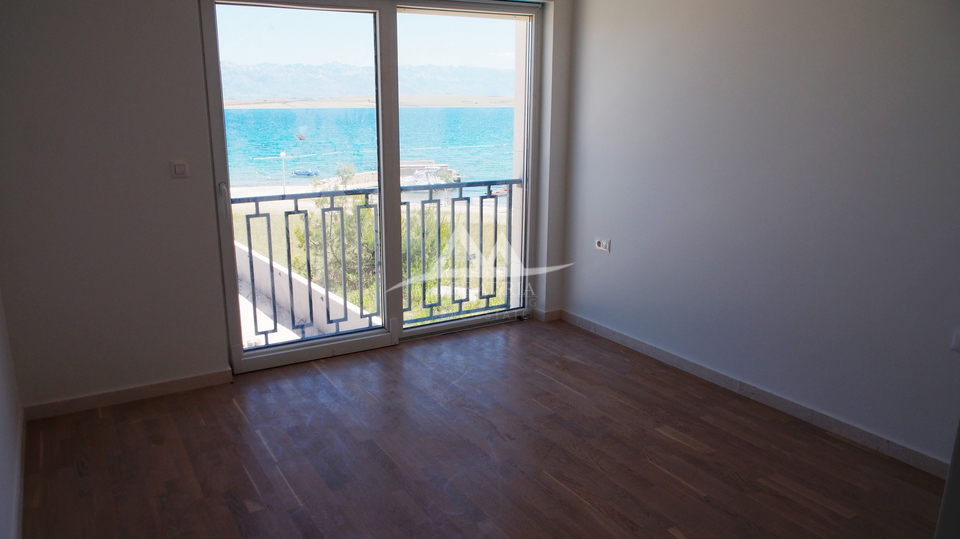 VIR - KU&Cacute;A U KOJU SE ZALJUBITE NA PRVI POGLED  - 890&period;000 &euro;