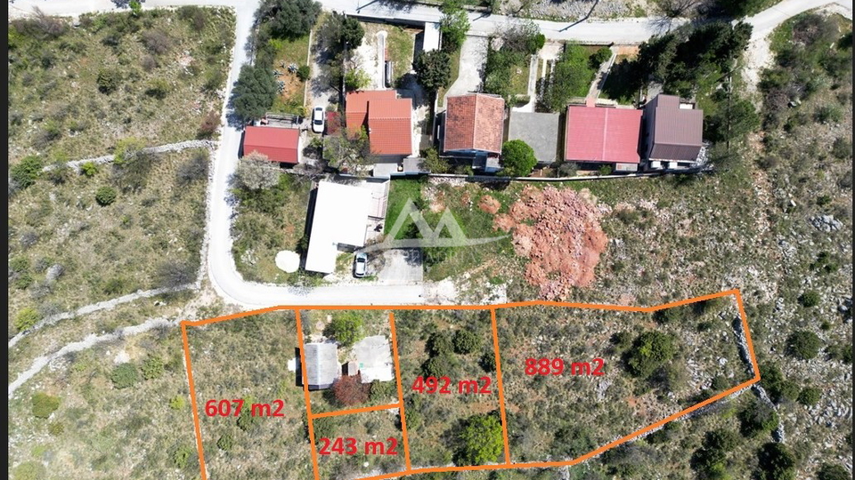 SELINE - GRAĐEVINSKA PARCELA 607 M2 - 45.525 €