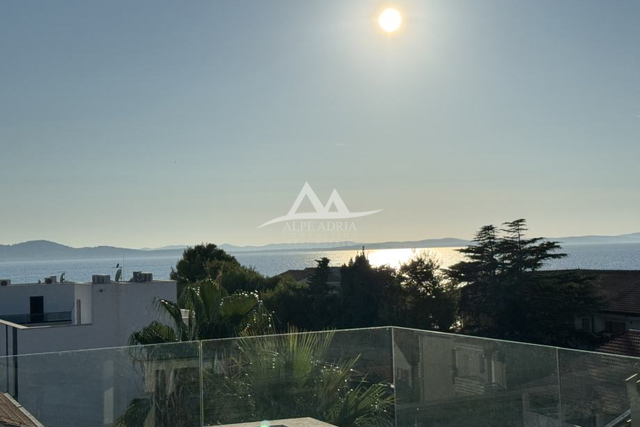 Luxury apartment with private garden and jacuzzi – Diklovac, Zadar