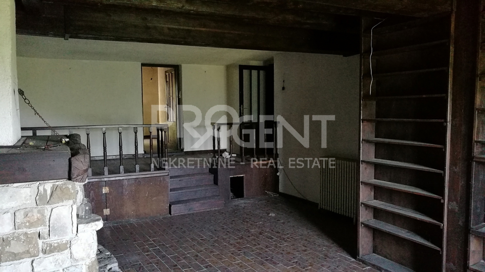 House, 278 m2, For Sale, Oprtalj