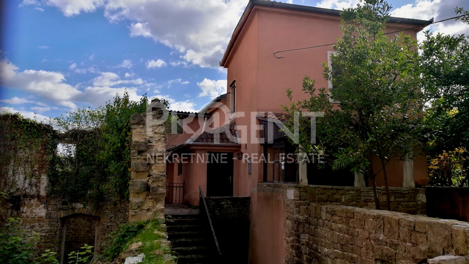 House, 278 m2, For Sale, Oprtalj