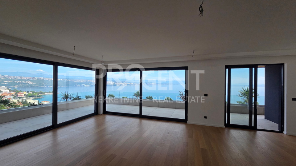 OPATIJA&comma; APARTMENT WITH SWIMMING POOL&comma; FOR SALE