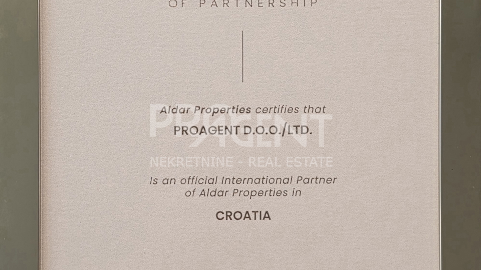 Apartment&comma; 134 m2&comma; For Sale&comma; Dubai