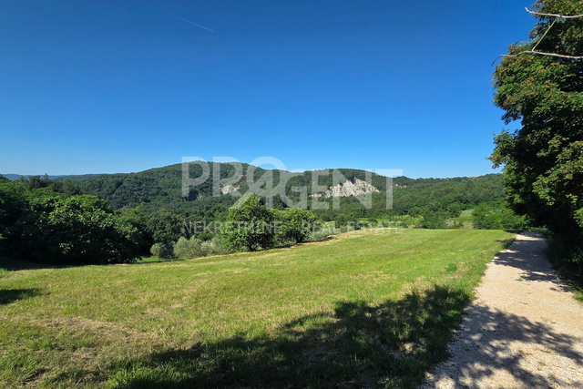 Grundstück, 668 m2, Verkauf, Buzet - Peničići