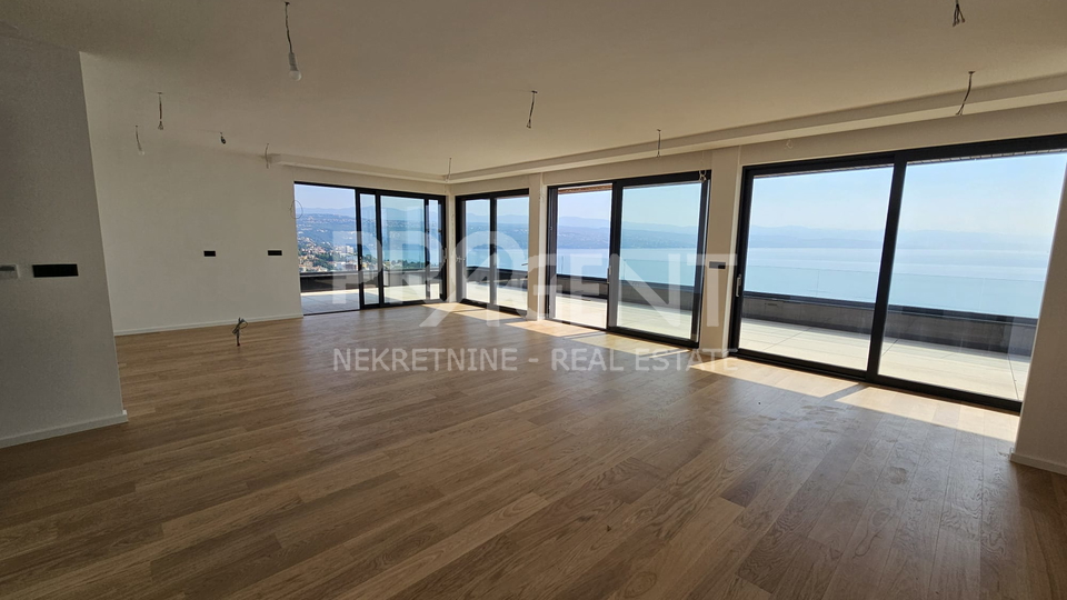 OPATIJA&comma; PENTHOUSE&comma; PRODAJE SE