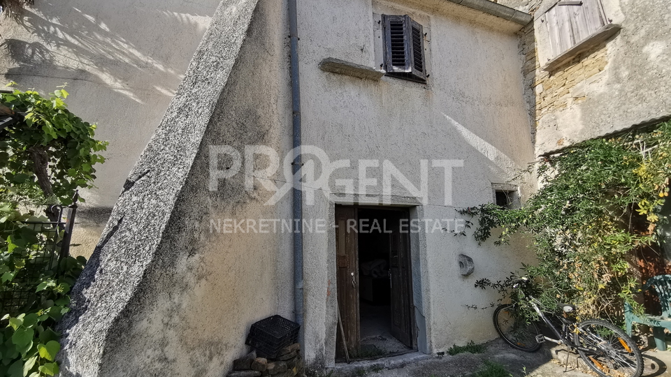 House, 60 m2, For Sale, Motovun