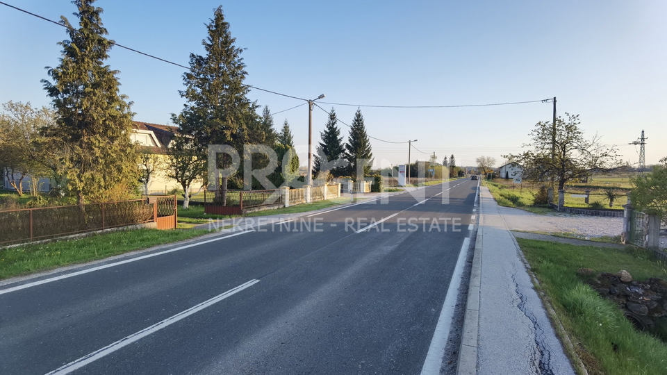 Jastrebarsko, building land for production purposes