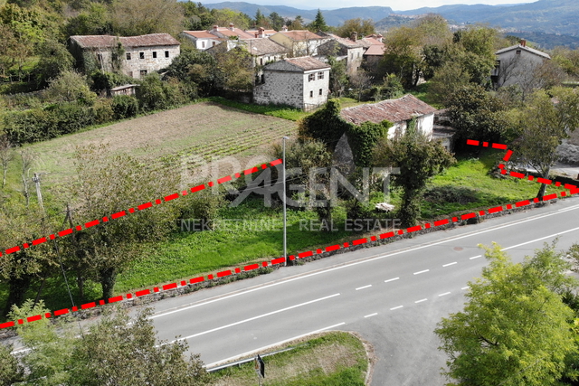 Istrien / Buzet, freistehendes Steinhaus zum Renovieren