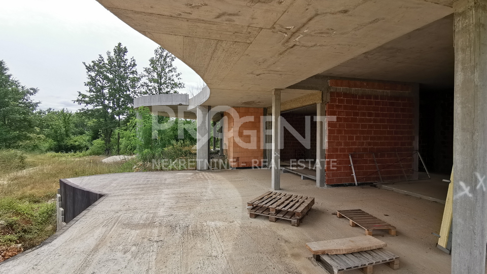 House, 321 m2, For Sale, Žminj - Pucići