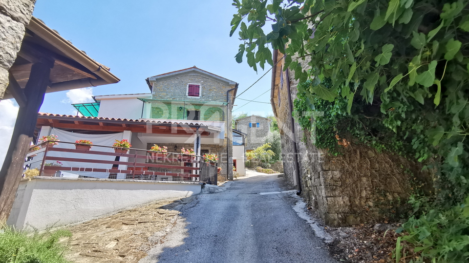 Motovun, altes Steinhaus zur Renovierung