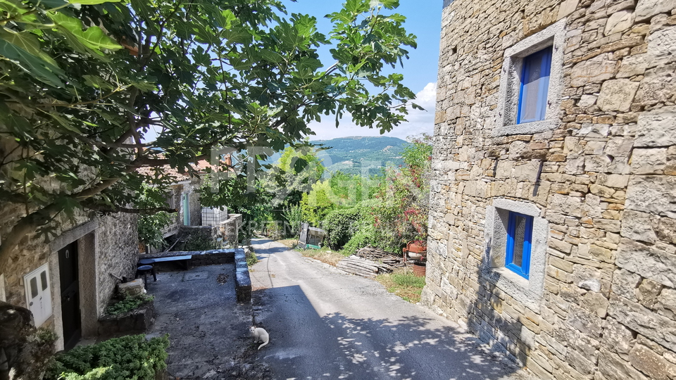 Motovun, altes Steinhaus zur Renovierung