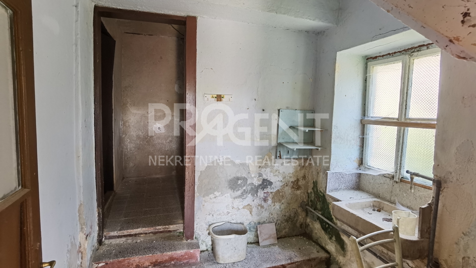 House, 100 m2, For Sale, Buzet - Čiritež