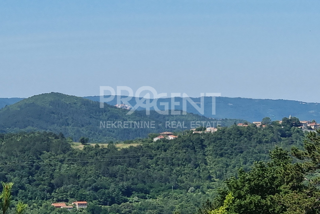 Istrien, Bauland mit Blick auf Sovinjak