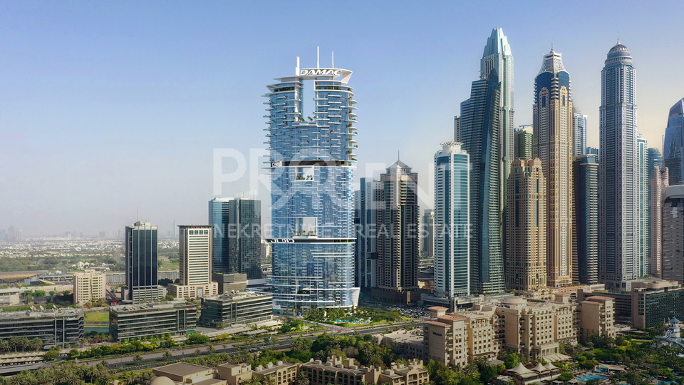 Luxury duplex apartment in Cavalli skyscraper in Dubai