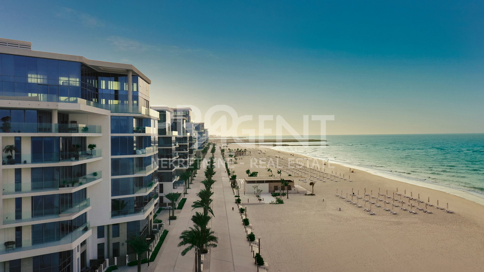 ABU DHABI, Dreizimmerwohnung mit Meerblick, Mamsha Al Saadiyat