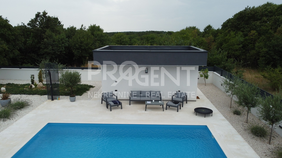 ISTRIA, KRNICA, HOUSE WITH SWIMMING POOL, FOR SALE