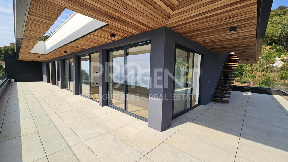 OPATIJA&comma; PENTHOUSE&comma; PRODAJE SE